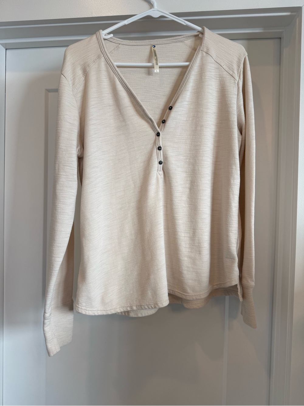Women's Kuhl Lola Long-Sleeve Henley Size L- Cream